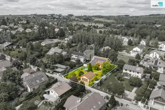 Prodej rodinného domu, Kamenice - Struhařov, Slunečná, 200 m2