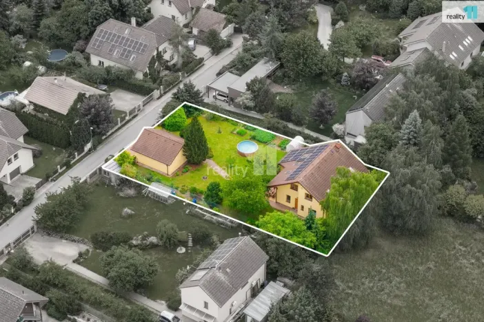 Prodej rodinného domu, Kamenice - Struhařov, Slunečná, 200 m2