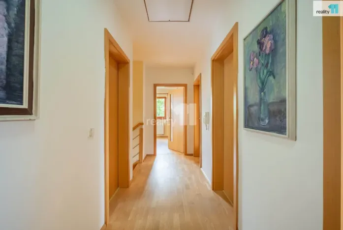 Prodej rodinného domu, Kamenice - Struhařov, Slunečná, 200 m2