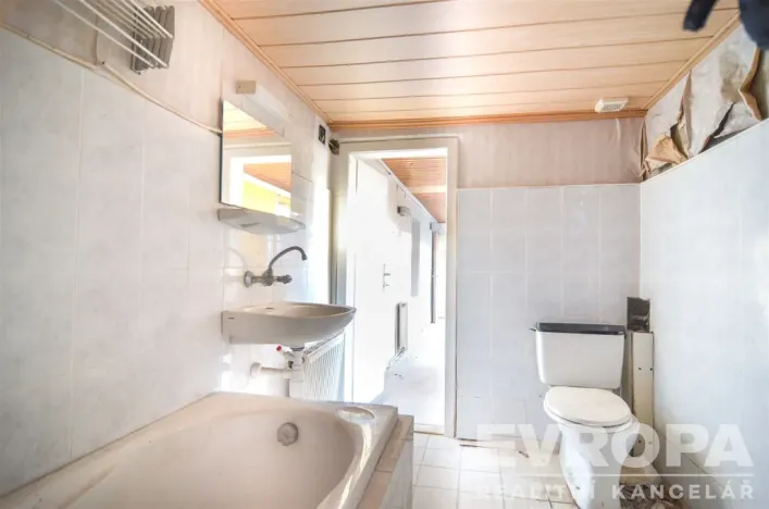 Prodej rodinného domu, Břeclav - Poštorná, Celnice-středisko služeb, 120 m2