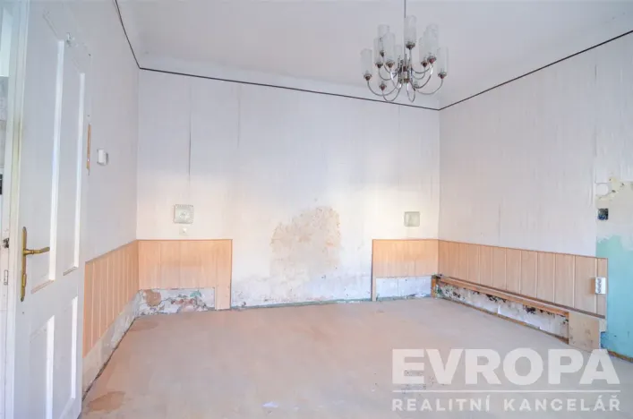 Prodej rodinného domu, Břeclav - Poštorná, Celnice-středisko služeb, 120 m2