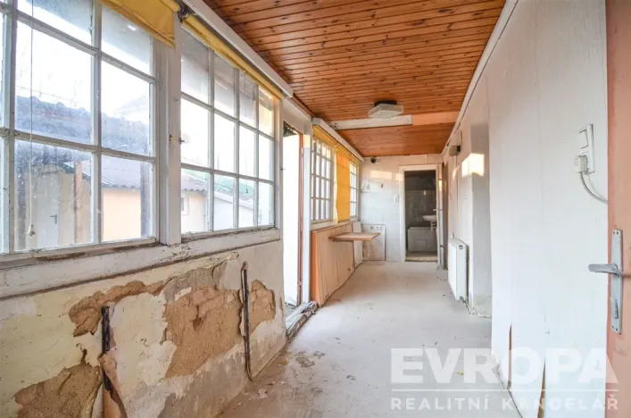 Prodej rodinného domu, Břeclav - Poštorná, Celnice-středisko služeb, 120 m2