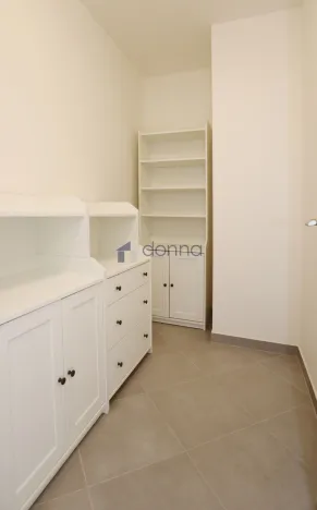Pronájem bytu 2+kk, Praha - Háje, Sochorcova, 64 m2