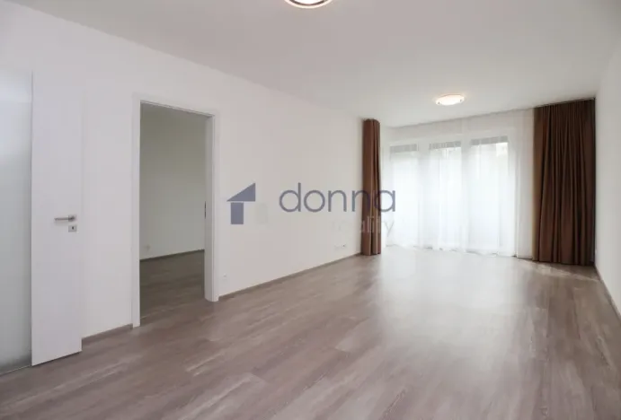 Pronájem bytu 2+kk, Praha - Háje, Sochorcova, 64 m2