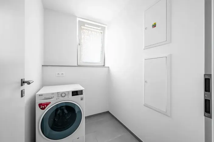 Pronájem bytu 2+kk, Praha - Vršovice, Altajská, 61 m2