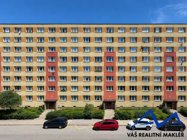Prodej bytu 1+1, Karviná, Divišova, 37 m2