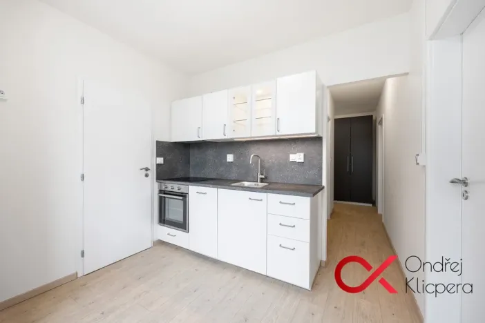 Pronájem bytu 3+1, Praha, Lamačova, 73 m2