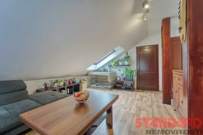 Prodej komerční nemovitosti, Chrášťany, Plzeňská, 207 m2