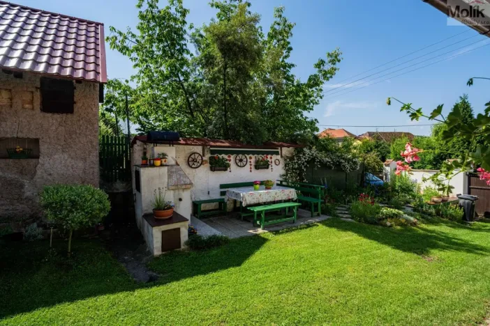Prodej rodinného domu, Pnětluky - Konětopy, 248 m2
