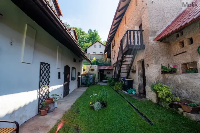 Prodej rodinného domu, Pnětluky - Konětopy, 248 m2