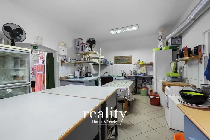 Pronájem obchodního prostoru, Znojmo, Horní náměstí, 115 m2