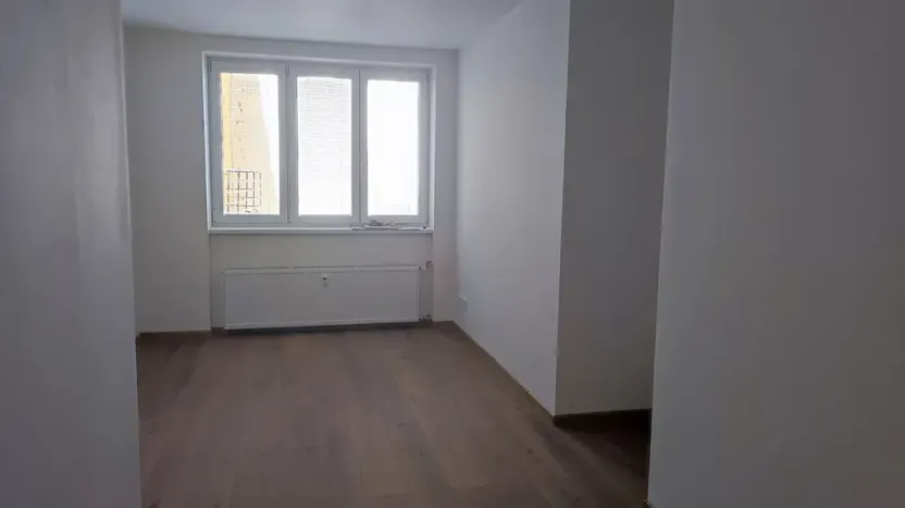 Prodej obchodního prostoru, Praha, Bělohorská, 86 m2