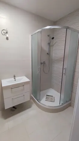 Prodej obchodního prostoru, Praha, Bělohorská, 86 m2