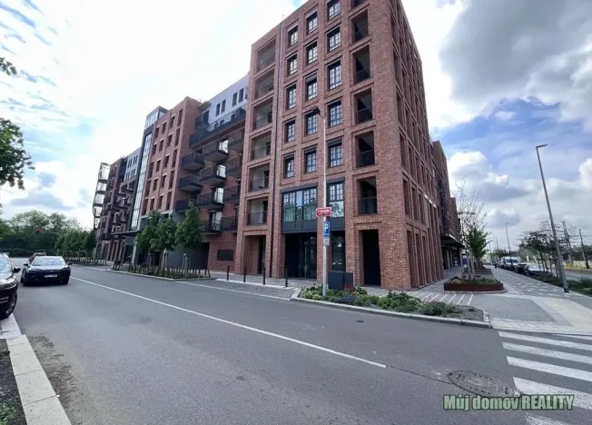 Pronájem bytu 1+kk, Praha - Smíchov, U Lihovaru, 31 m2