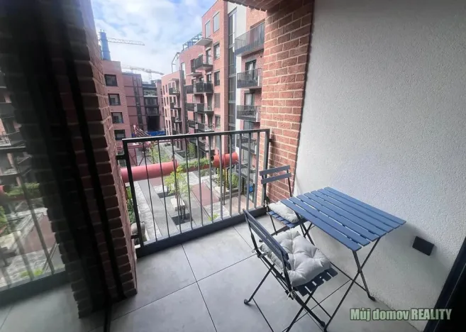 Pronájem bytu 1+kk, Praha - Smíchov, U Lihovaru, 31 m2