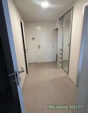 Pronájem bytu 2+kk, Praha - Libeň, Zenklova, 53 m2