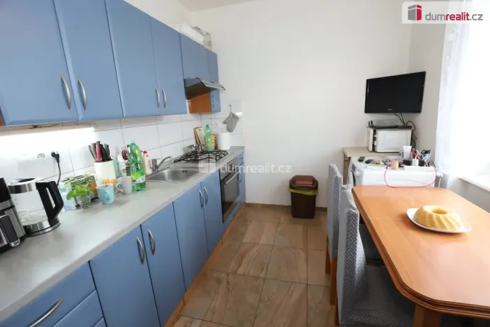 Prodej bytu 2+1, Karlovy Vary - Drahovice, Vítězná, 68 m2