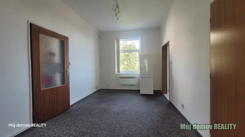 Pronájem bytu 3+1, Praha - Kobylisy, Nad záložnou, 85 m2