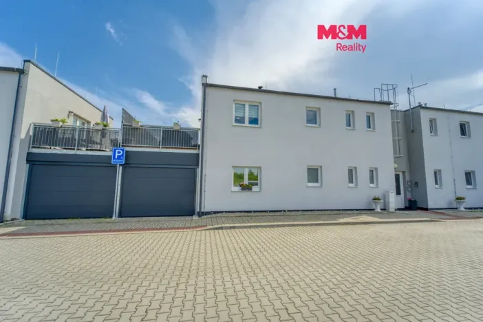 Prodej bytu 3+kk, Vochov, 60 m2