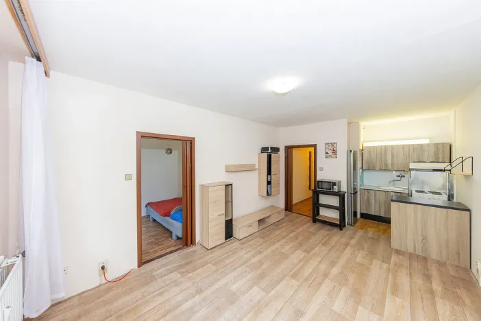 Pronájem bytu 2+kk, Vsetín - Rokytnice, Okružní, 37 m2