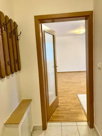 Prodej bytu 1+kk, Praha - Troja, Vřesová, 36 m2