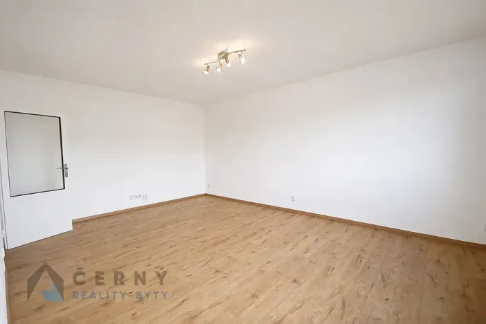 Pronájem bytu 1+1, Liberec, Bezová, 42 m2