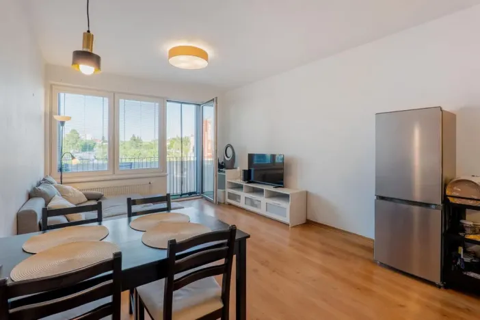 Prodej bytu 2+kk, Praha - Hloubětín, Lehovecká, 49 m2