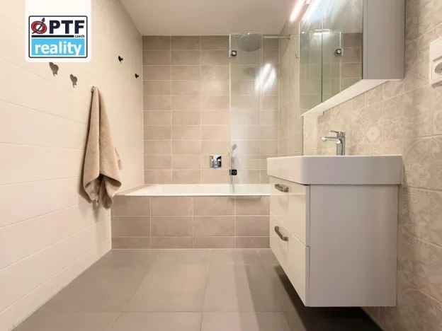Pronájem bytu 2+kk, Plzeň, Živnostenská, 55 m2