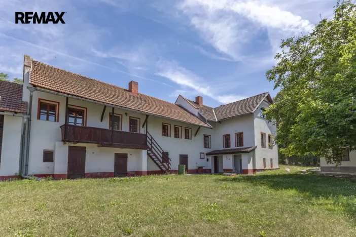 Prodej rodinného domu, Čečelice, Dlážděná, 450 m2