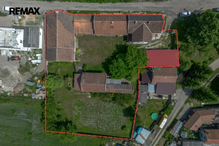 Prodej rodinného domu, Čečelice, Dlážděná, 450 m2