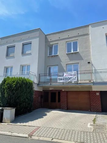 Prodej rodinného domu, Šlapanice, Jiráskova, 200 m2