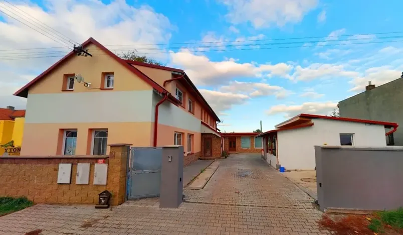 Prodej rodinného domu, Libenice, 299 m2