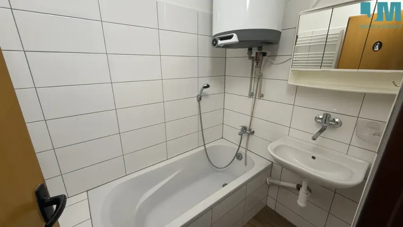 Prodej bytu 3+1, Písečné, 79 m2