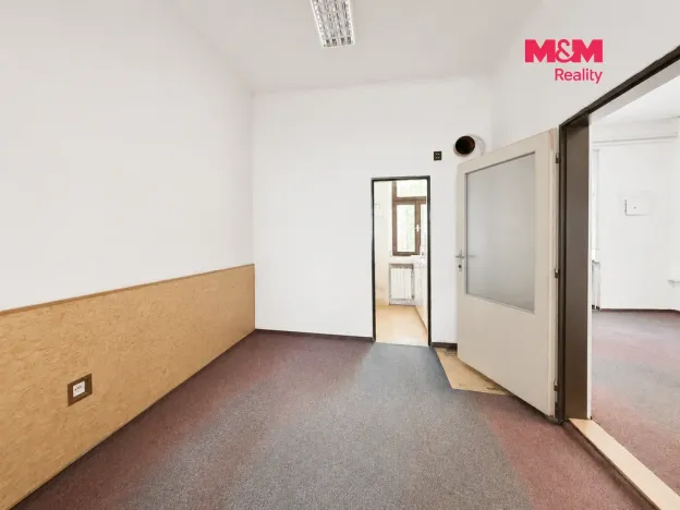 Pronájem kanceláře, Praha - Prosek, Prosecká, 63 m2
