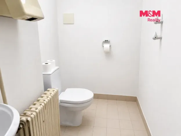 Pronájem kanceláře, Praha - Prosek, Prosecká, 63 m2