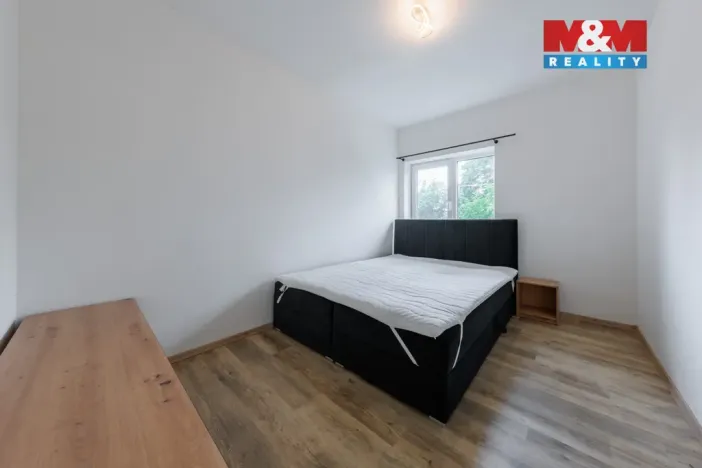 Pronájem bytu 3+kk, Karlovy Vary - Bohatice, Dubová, 67 m2