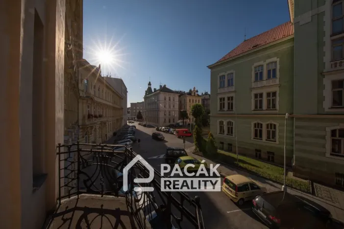 Pronájem bytu 3+1, Olomouc, Kollárovo nám., 123 m2