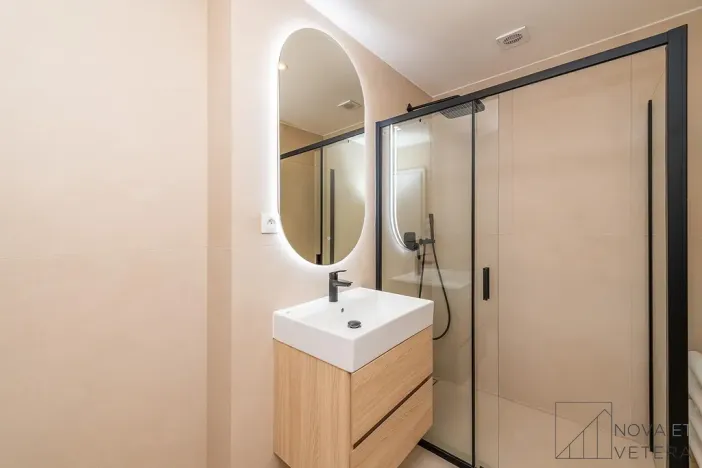 Pronájem bytu 2+kk, Praha - Vršovice, Jakutská, 41 m2