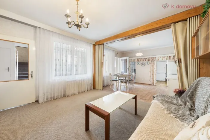 Prodej rodinného domu, Polešovice, 260 m2