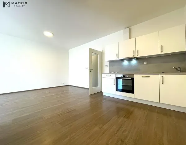 Pronájem bytu 2+kk, Praha - Libeň, U Rokytky, 76 m2
