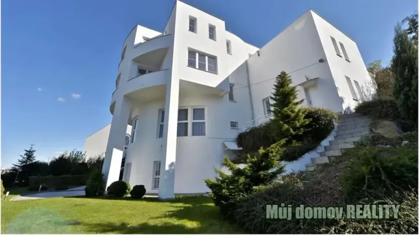 Pronájem vily, Praha - Smíchov, Nový Zlíchov, 801 m2