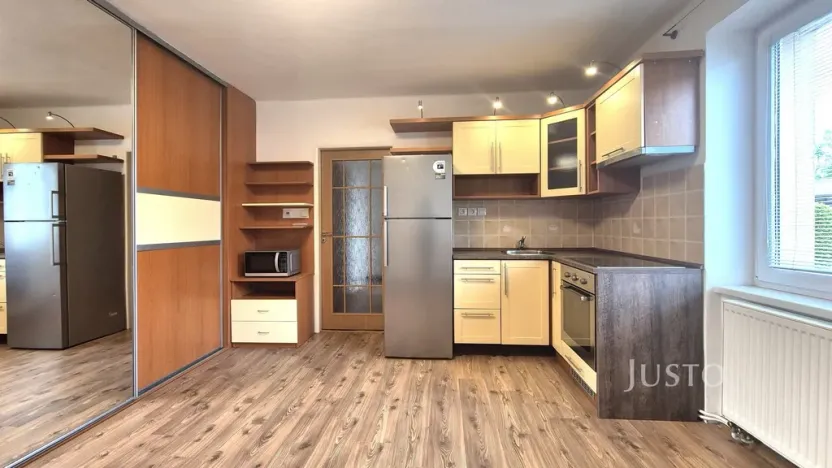 Pronájem bytu 2+kk, Písek - Budějovické Předměstí, Nádražní, 32 m2