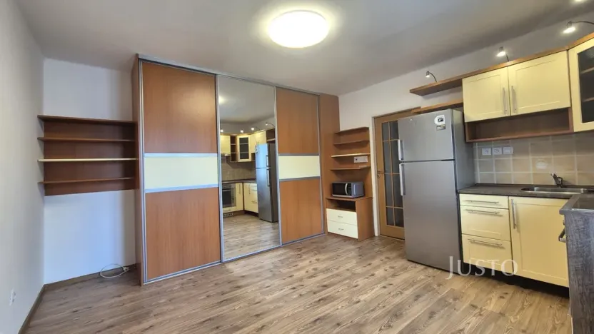 Pronájem bytu 2+kk, Písek - Budějovické Předměstí, Nádražní, 32 m2