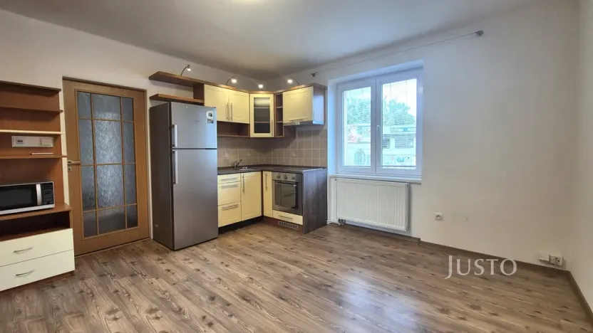 Pronájem bytu 2+kk, Písek - Budějovické Předměstí, Nádražní, 32 m2