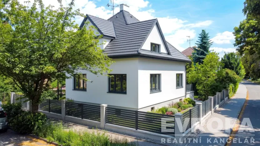 Prodej rodinného domu, Břeclav, Sokolovská, 300 m2