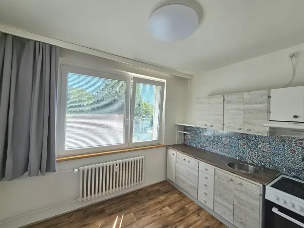 Pronájem bytu 1+1, Zlín, Dětská, 34 m2