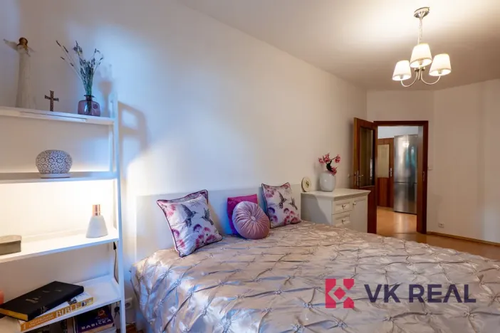 Prodej bytu 2+kk, Praha - Břevnov, Šlikova, 63 m2