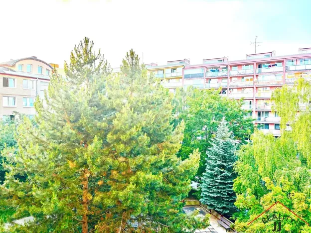 Prodej bytu 3+1, Praha - Řepy, Nevanova, 70 m2