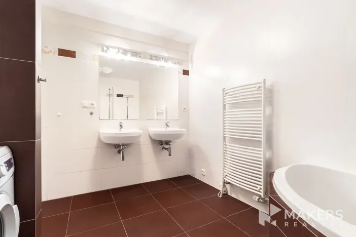 Pronájem bytu 3+kk, Praha - Smíchov, U Dívčích hradů, 100 m2