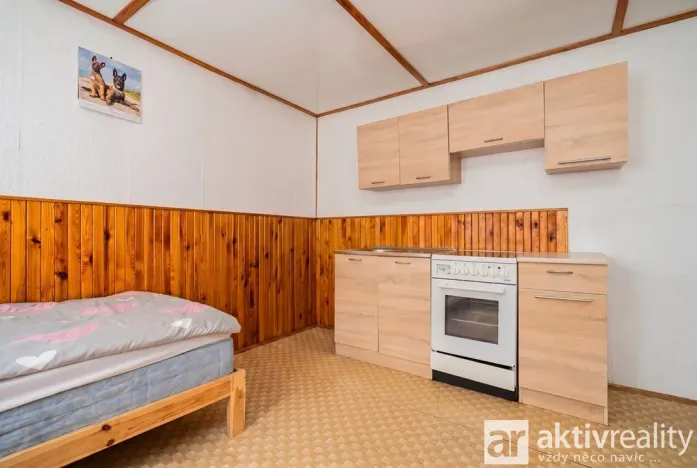 Pronájem chaty, Praha - Uhříněves, Středohorská, 35 m2